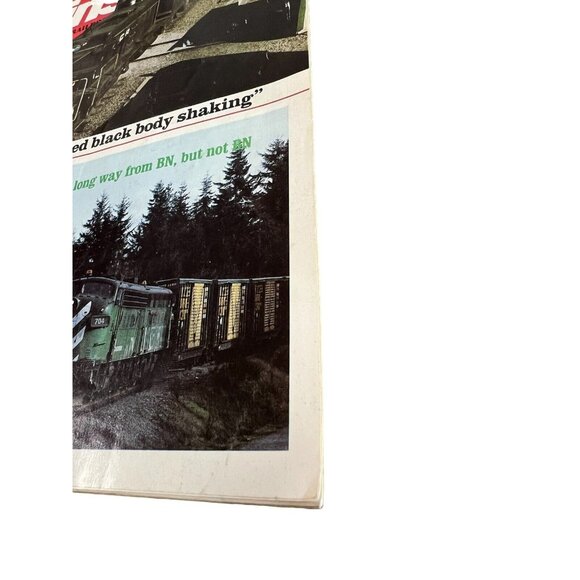 TRAINS MAGAZINE OCT 1981 JAPANESE STEAM ENGINES LIFE AFTER MILWAUKEE RAILROADING - Picture 3 of 5